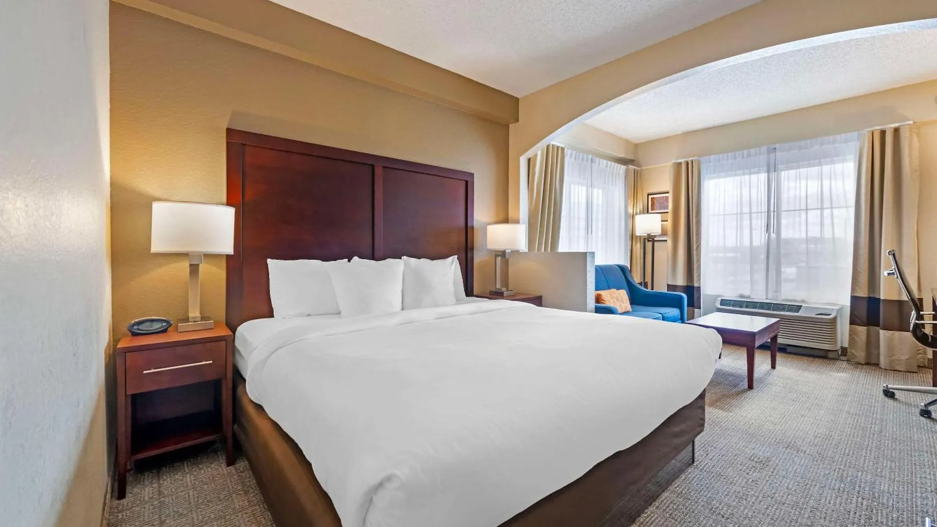 Hotel Comfort Suites Downtown Orlando