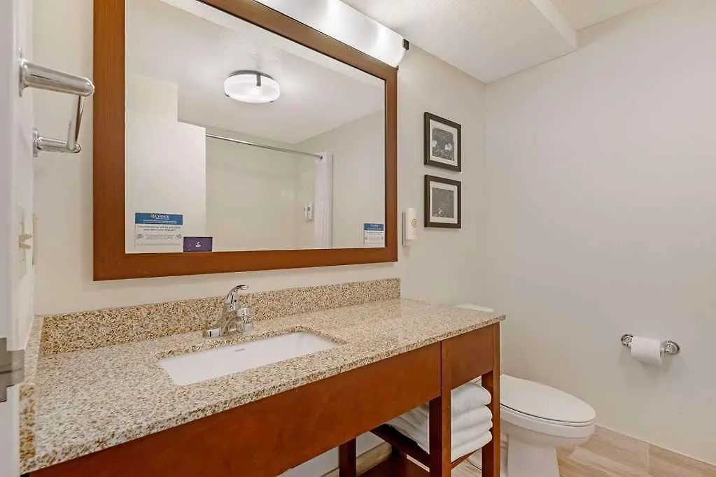 Comfort Suites Downtown Orlando Hotel