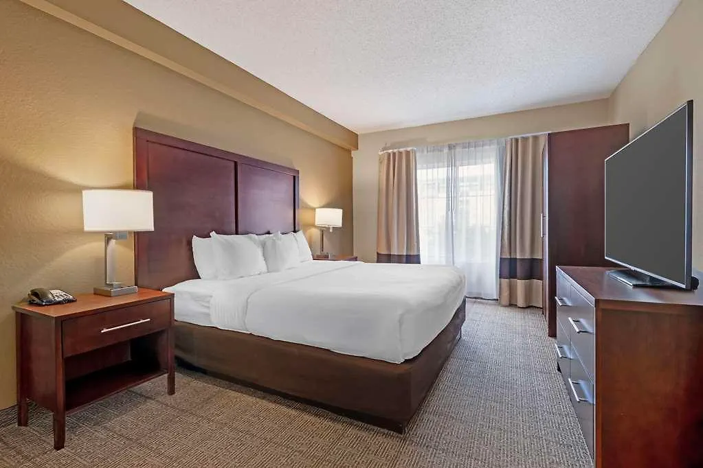 Comfort Suites Downtown Orlando Hotel